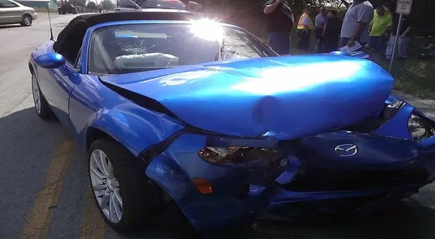 comprar un carro con título salvage